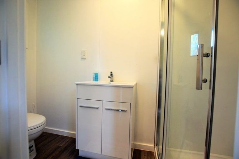 Photo of property in 57 Pomaria Road, Henderson, Auckland, 0610