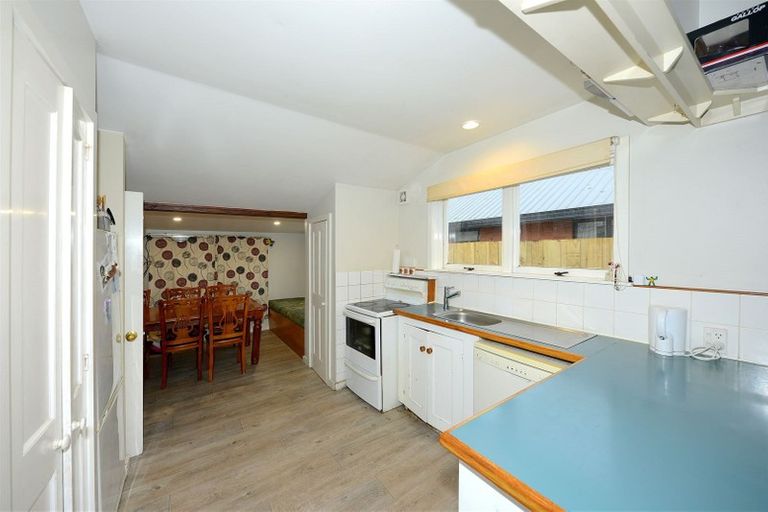 Photo of property in 8 Ward Street, Addington, Christchurch, 8024