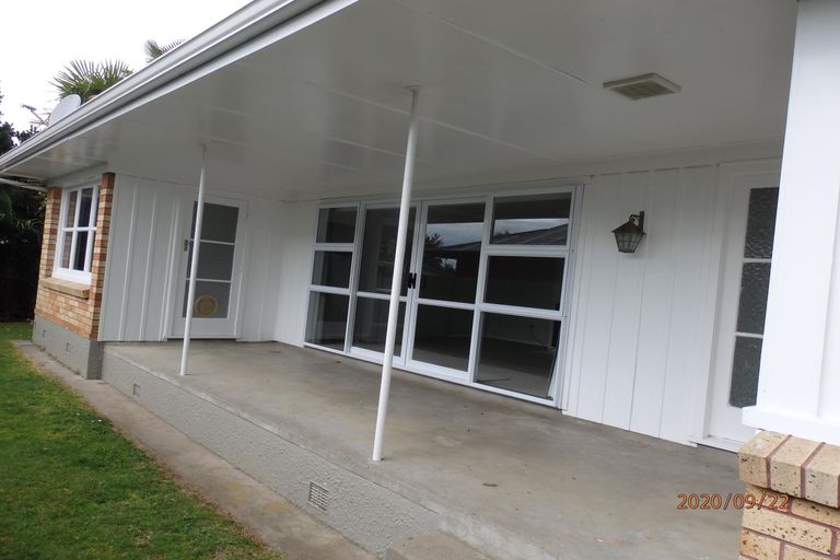 Photo of property in 16 Princes Street, Cambridge, 3434