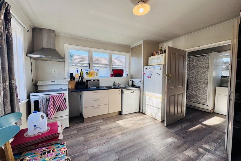 Photo of property in 42 Suva Street, Upper Riccarton, Christchurch, 8041