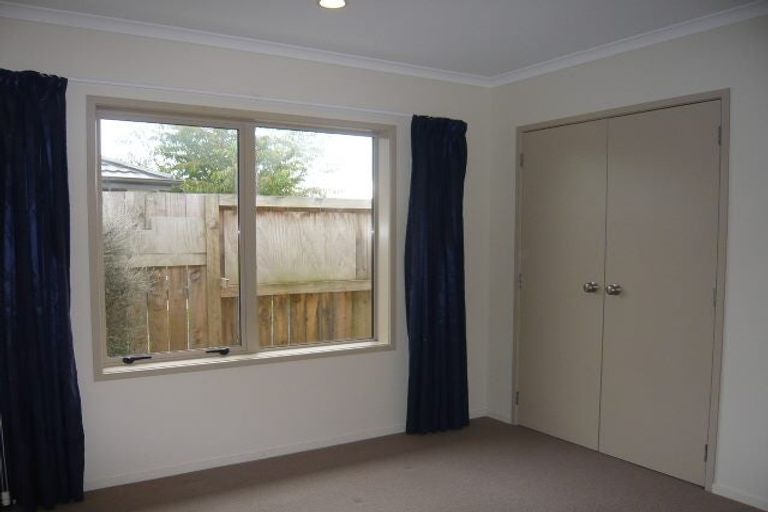 Photo of property in 129 Saint James Drive, Huntington, Hamilton, 3210