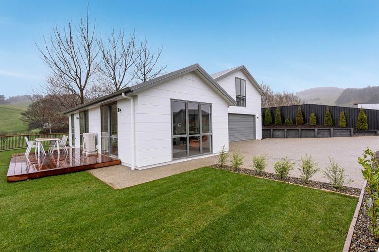 Photo of property in 7 Ella Lane, Green Island, Dunedin, 9018
