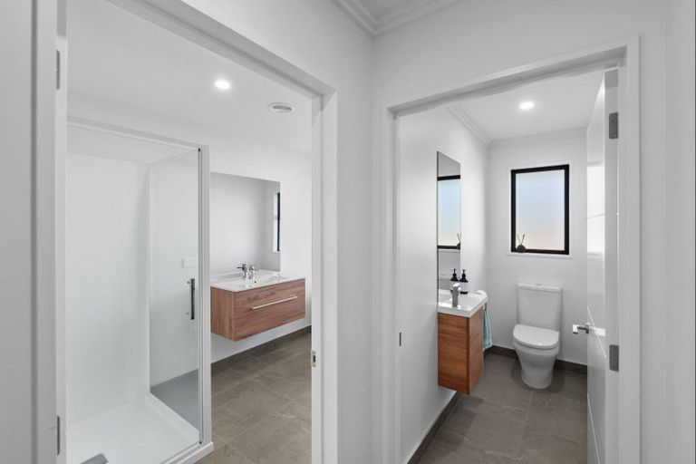 Photo of property in 6 Maleny Lane, Rolleston, 7615