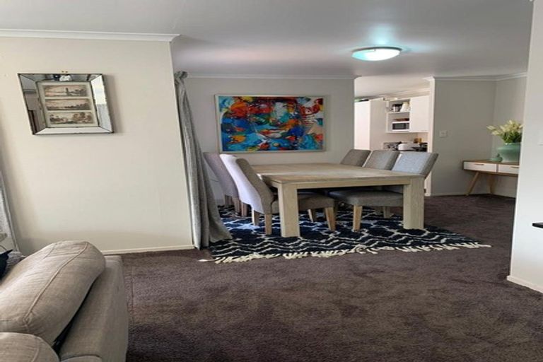 Photo of property in 11 Farmdale Court, Flat Bush, Auckland, 2019