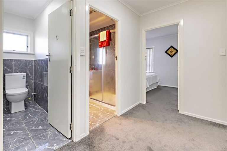 Photo of property in 140 Russell Road, Manurewa, Auckland, 2102