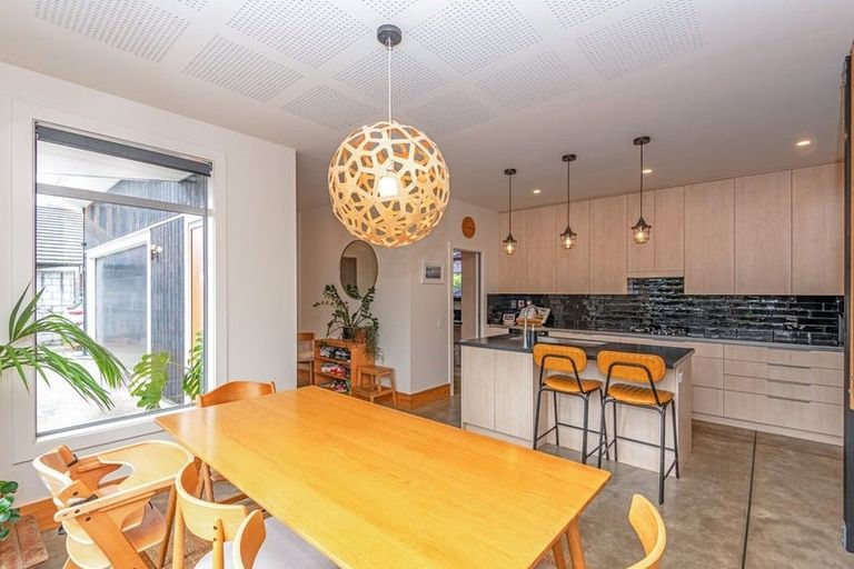 Photo of property in 123 Heretaunga Street, Palmerston North, 4414