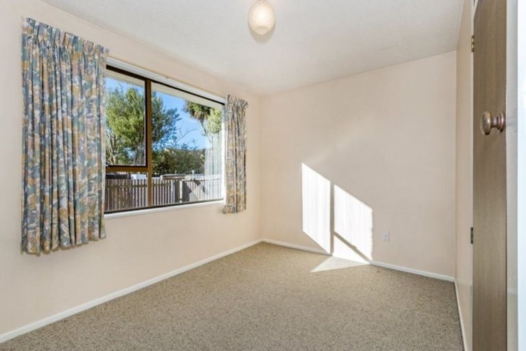 Photo of property in 1/160b Highsted Road, Casebrook, Christchurch, 8051