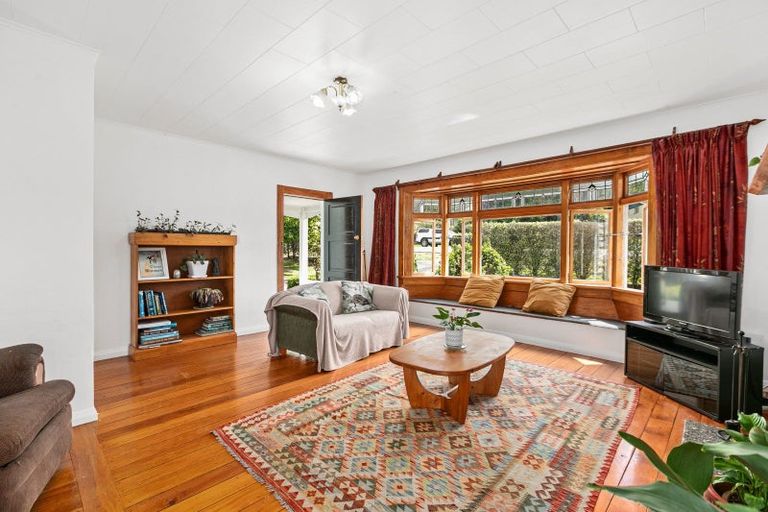 Photo of property in 31 Domain Road, Waipawa, 4210