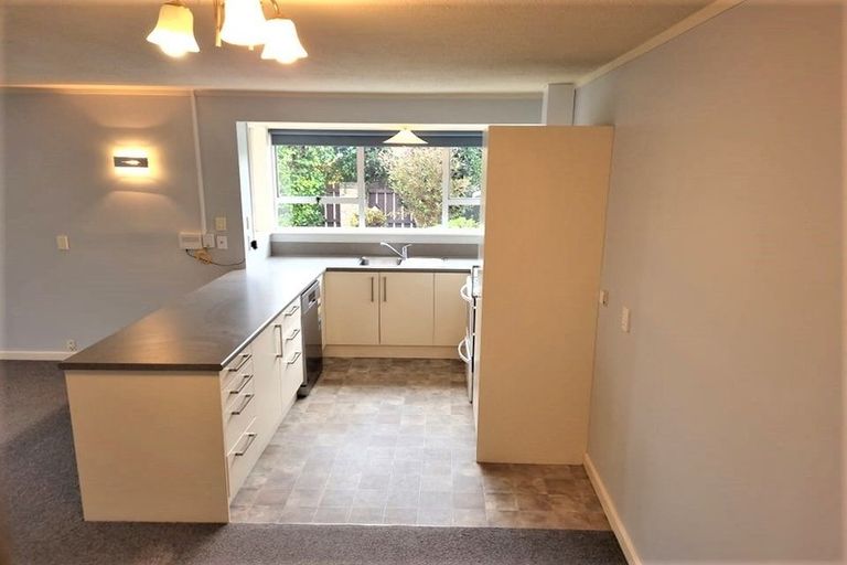 Photo of property in 1/39 Waimairi Road, Upper Riccarton, Christchurch, 8041