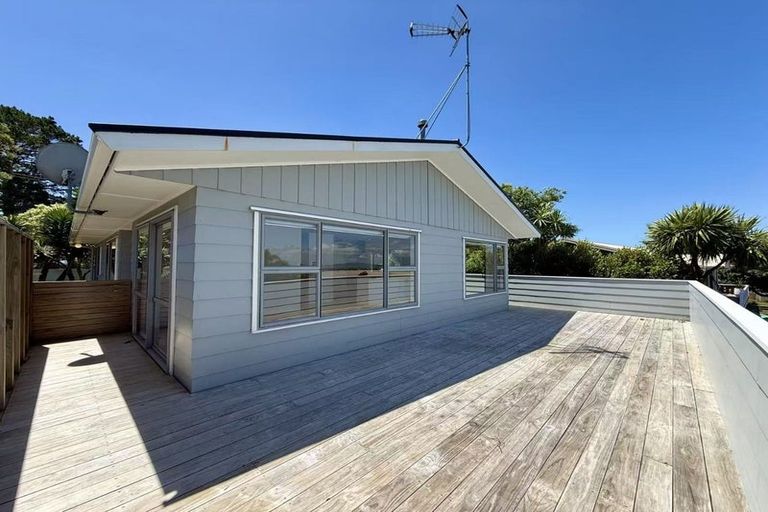 Photo of property in 264 Glenvar Road, Torbay, Auckland, 0630