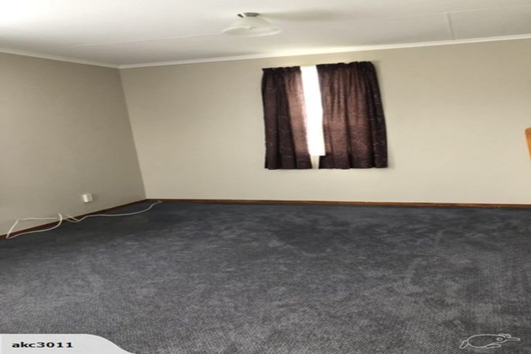 Photo of property in 65a Hinemoa Street, Levin, 5510