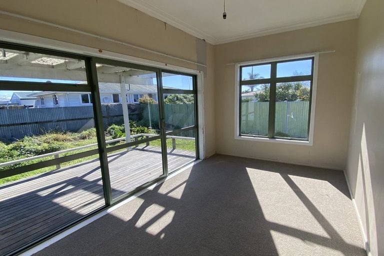 Photo of property in 103 Canning Road, Camberley, Hastings, 4120