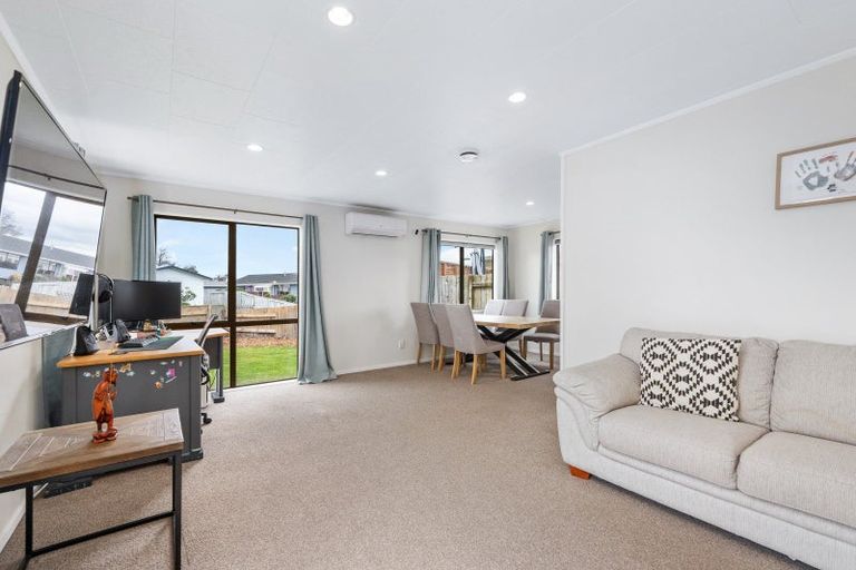 Photo of property in 7 Cargill Grove, Kelvin Grove, Palmerston North, 4414