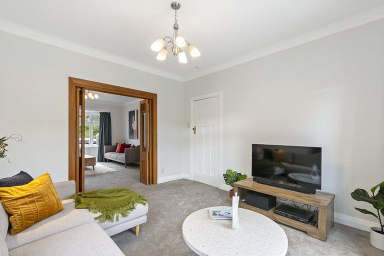 Photo of property in 4 Don Street, Island Bay, Wellington, 6023