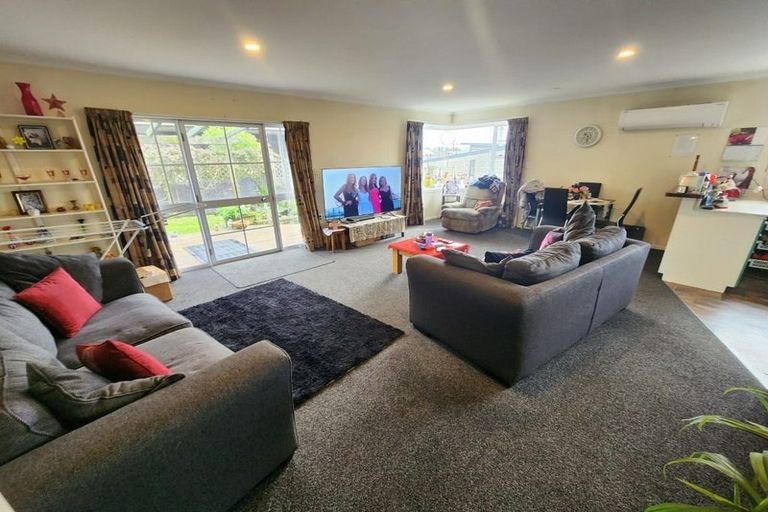 Photo of property in 49 Tedder Avenue, North New Brighton, Christchurch, 8083