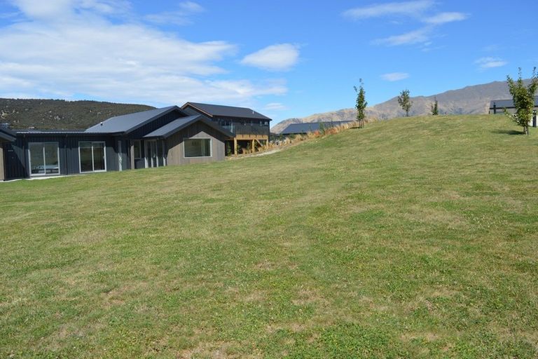 Photo of property in 3 Cluden Crescent, Wanaka, 9305