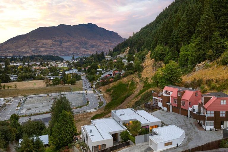 Photo of property in 6b Kiely Lane, Queenstown, 9300