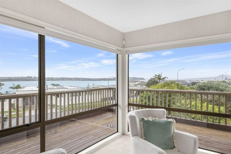 Photo of property in 34 Waller Avenue, Bucklands Beach, Auckland, 2012