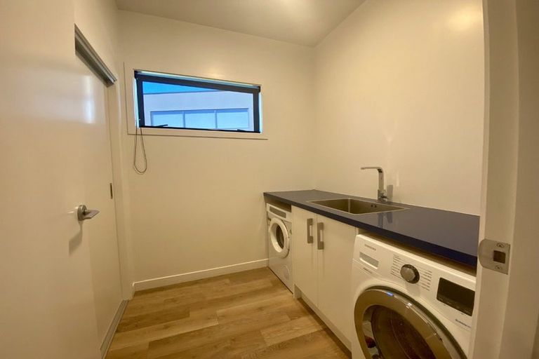 Photo of property in 6 Clutha Place, Wanaka, 9305