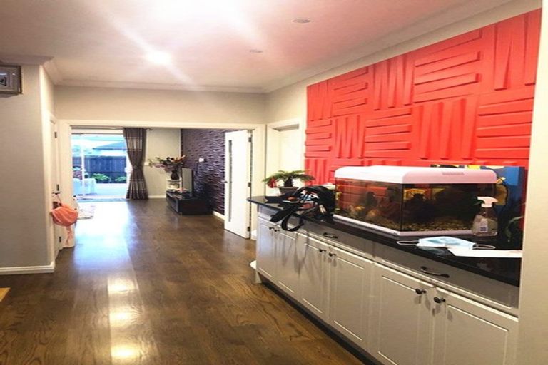 Photo of property in 16 Evelina Lane, Flat Bush, Auckland, 2019