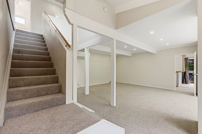 Photo of property in 9 Glenwood Avenue, Birkenhead, Auckland, 0626