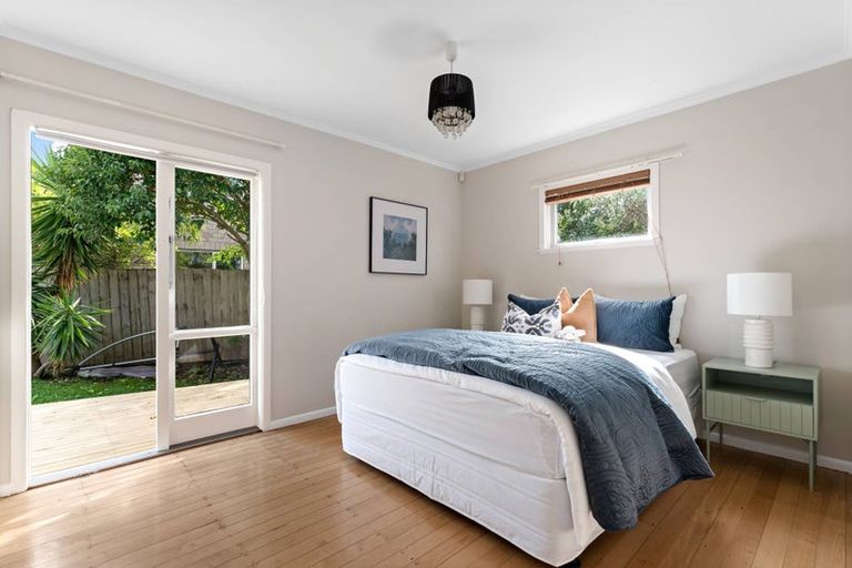 Photo of property in 1/15 Manuka Road, Bayview, Auckland, 0629