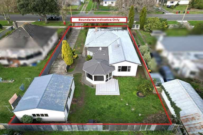 Photo of property in 35 Park Street, Foxton, 4814