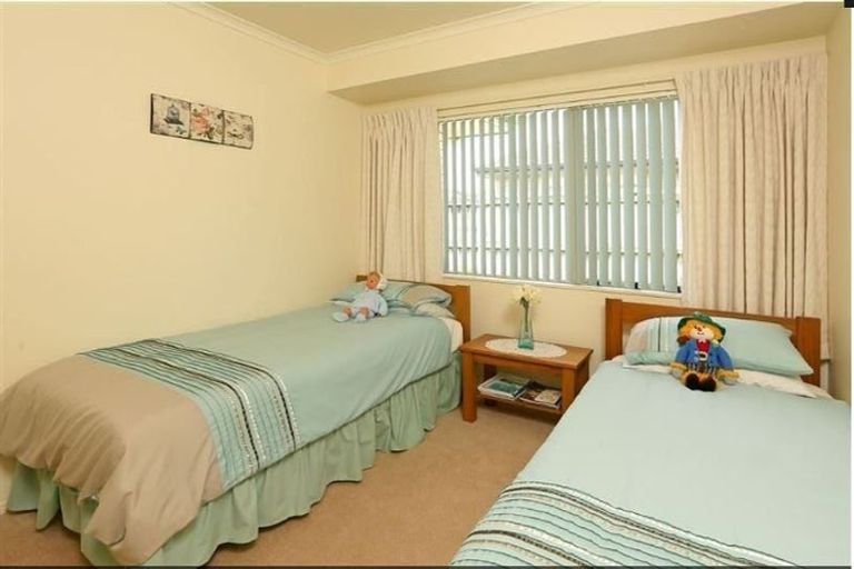 Photo of property in 15 Checkerberry Court, Henderson, Auckland, 0612