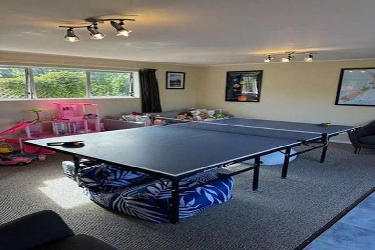 Photo of property in 5 Sharda Grove, Paraparaumu Beach, Paraparaumu, 5032