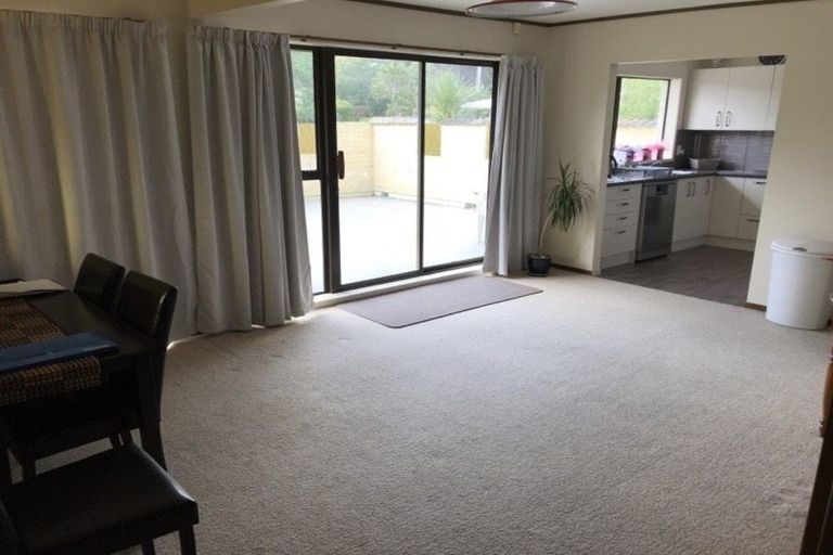 Photo of property in 114a Deep Creek Road, Torbay, Auckland, 0630