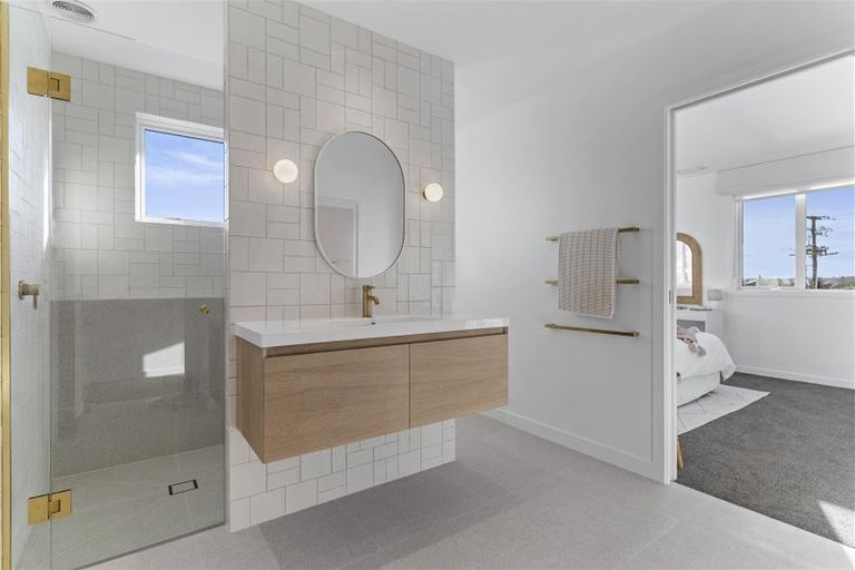 Photo of property in 39a Aramoana Avenue, Devonport, Auckland, 0624