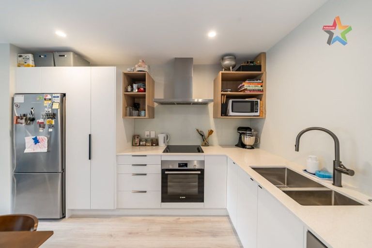 Photo of property in 3/41 Main Road, Wainuiomata, Lower Hutt, 5014