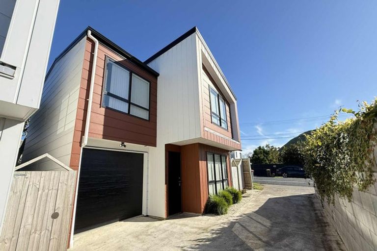 Photo of property in 74a Miller Road, Mangere Bridge, Auckland, 2022