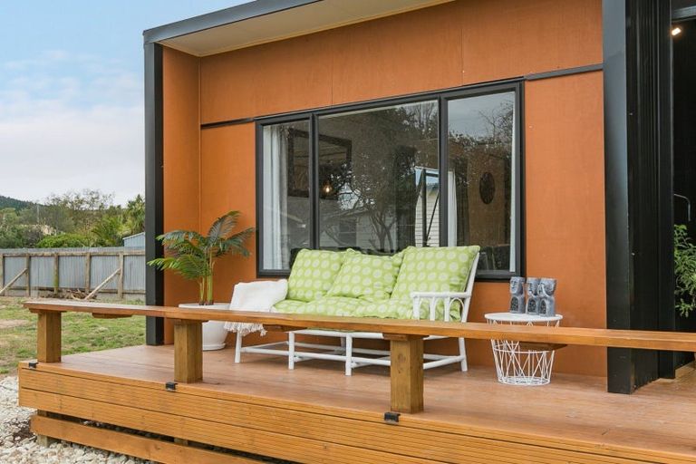 Photo of property in 20 Dundas Street, Porangahau, 4293