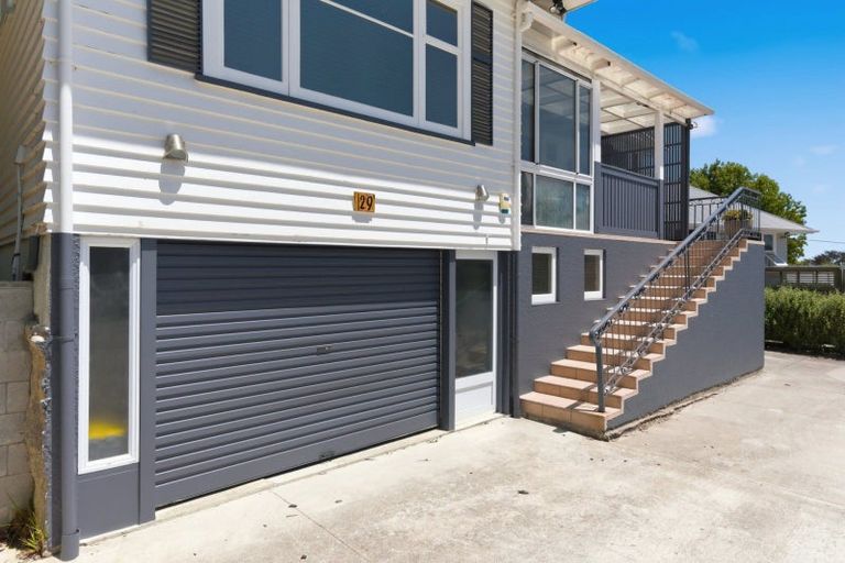 Photo of property in 29 Kawiu Road, Levin, 5510