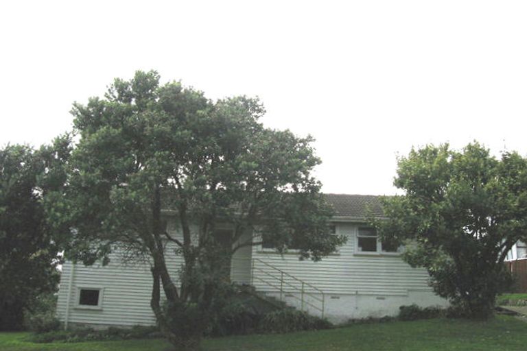 Photo of property in 1 Surprise Place, Cannons Creek, Porirua, 5024