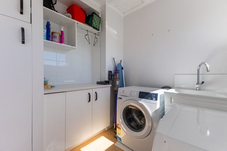 Photo of property in 71 Golf Road, Paraparaumu Beach, Paraparaumu, 5032