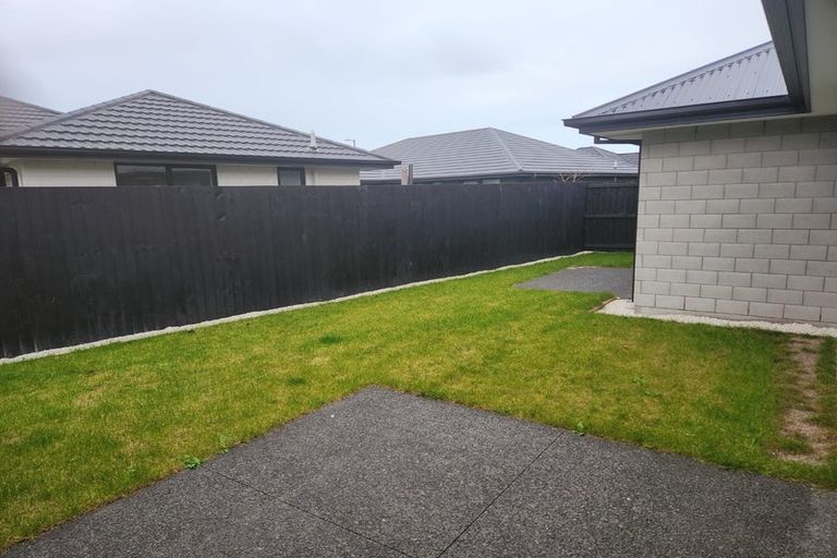 Photo of property in 8 Selfe Crescent, Burwood, Christchurch, 8083