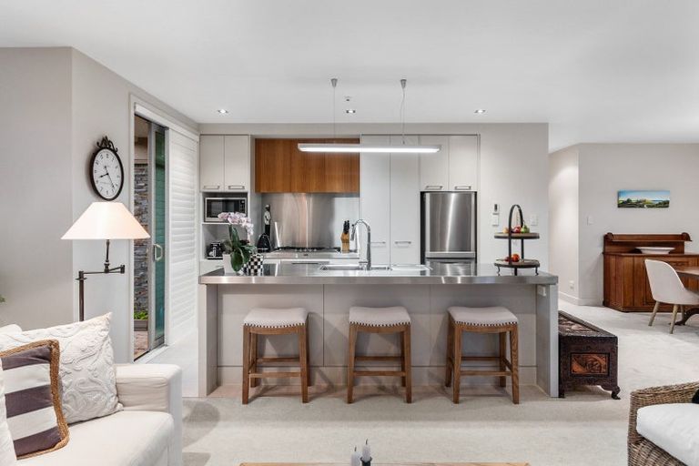 Photo of property in 7 Little Compton Mews, Snells Beach, 0920