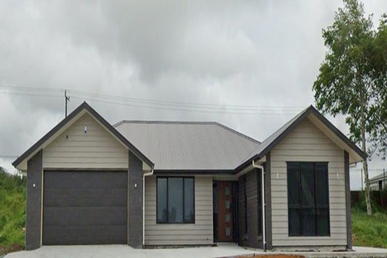 Photo of property in 1 Ambedkar Way, Pukekohe, 2120