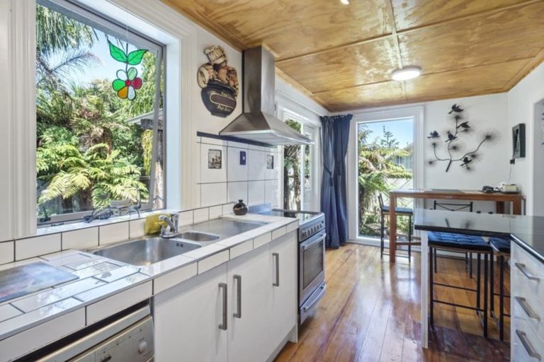 Photo of property in 4 Watts Crescent, Hamilton East, Hamilton, 3216