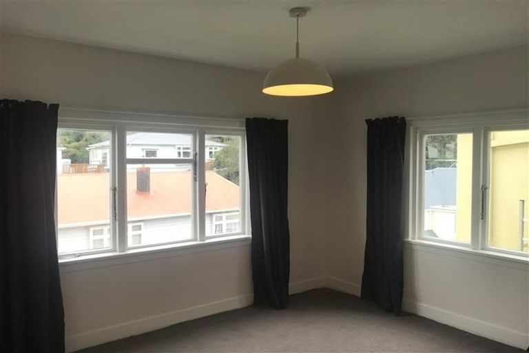 Photo of property in 56f5 Tanera Crescent, Brooklyn, Wellington, 6021