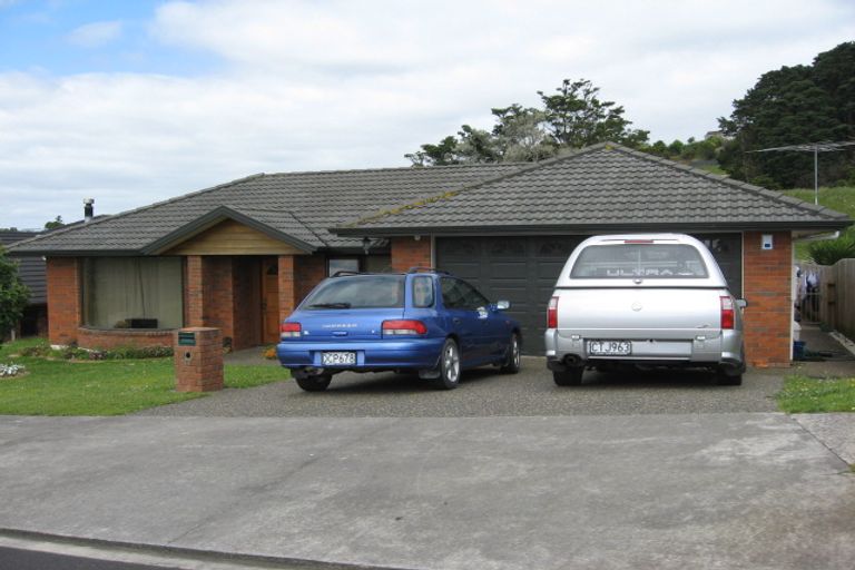 Photo of property in 32 Max Short Drive, Pukekohe, 2120