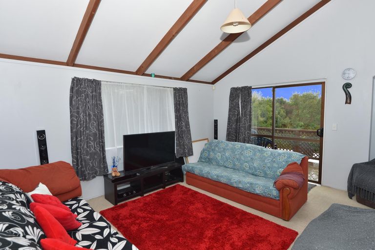 Photo of property in 38 Gillingham Road, Te Kamo, Whangarei, 0112