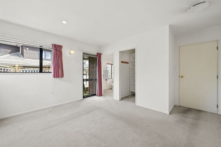 Photo of property in 2/20 De Menech Grove, Avalon, Lower Hutt, 5011