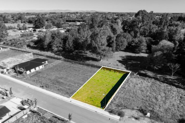 Photo of property in 18 Derbridge Street, Woodend, 7610