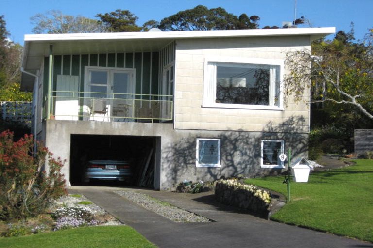 Photo of property in 9 Lismore Street, Strandon, New Plymouth, 4312
