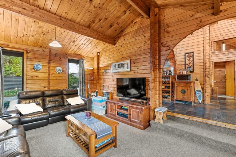 Photo of property in 42 Steadman Road, Broomfield, Christchurch, 8042