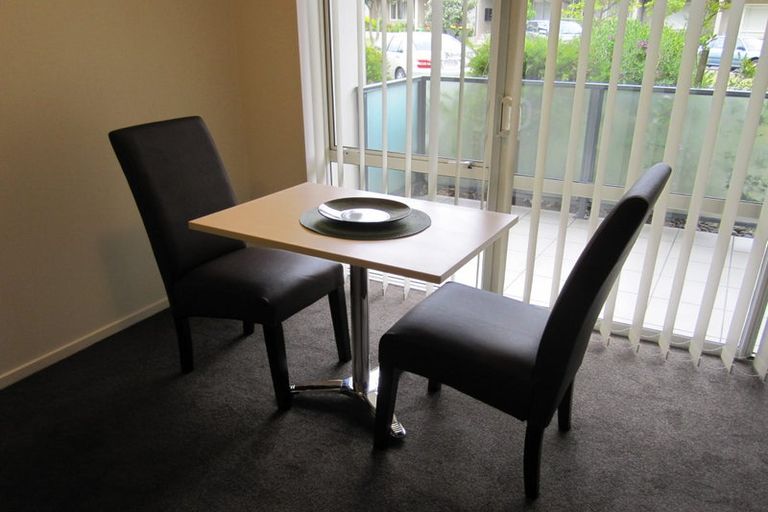Photo of property in 2/30 Opito Way, East Tamaki, Auckland, 2013