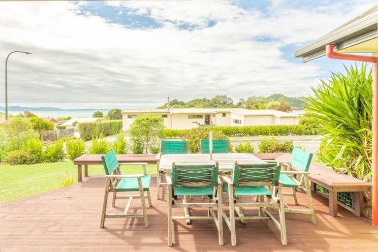 Photo of property in 28 Nyhane Drive, Ligar Bay, Takaka, 7183